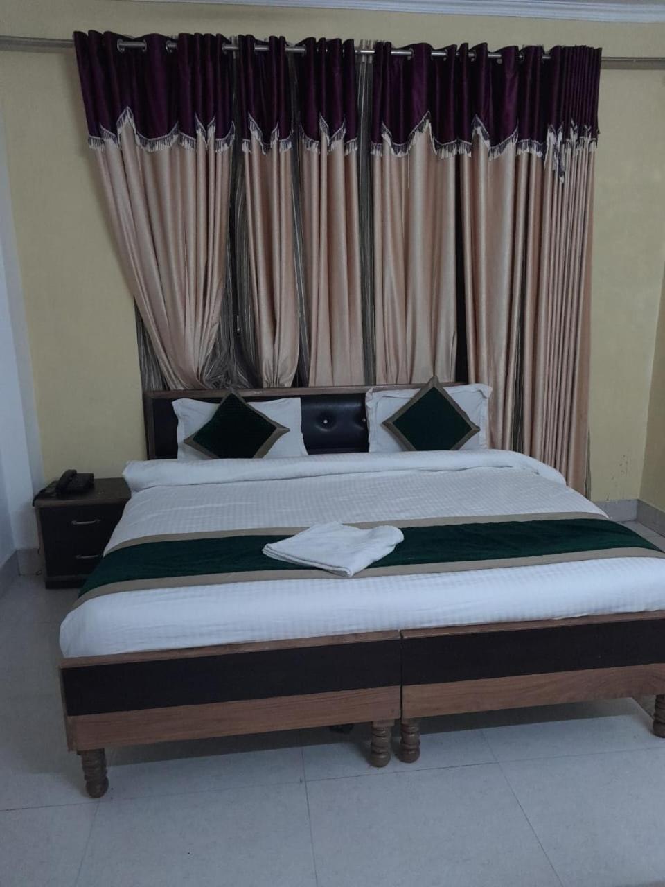 River Inn Hotels&Resorts Haridwar Exterior photo