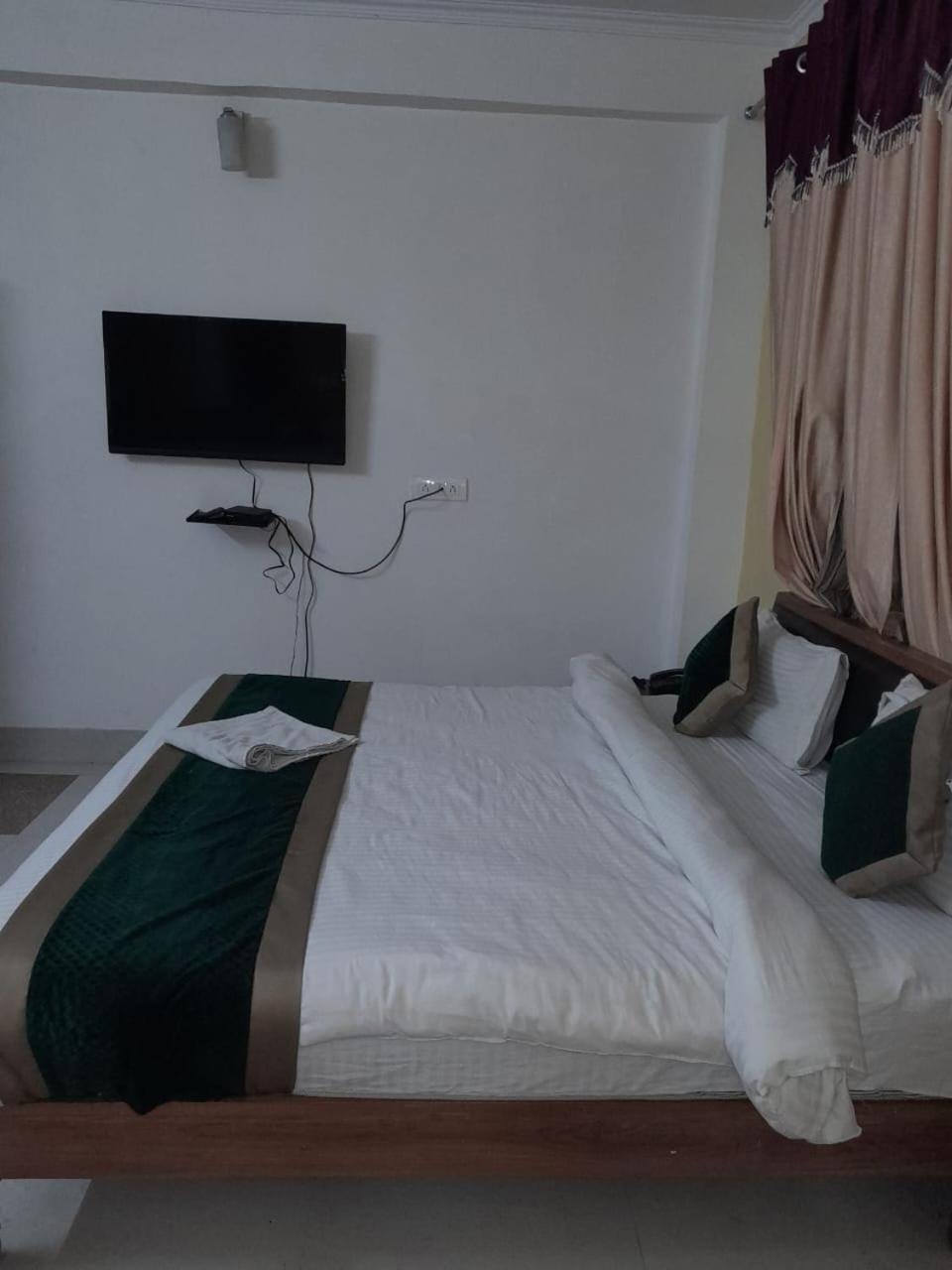 River Inn Hotels&Resorts Haridwar Exterior photo